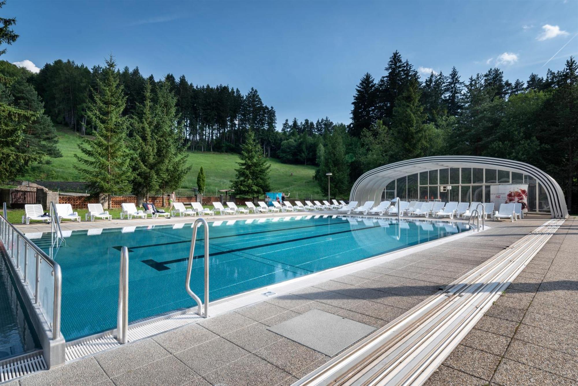 Horsky Hotel Remata Raztocno Zewnętrze zdjęcie