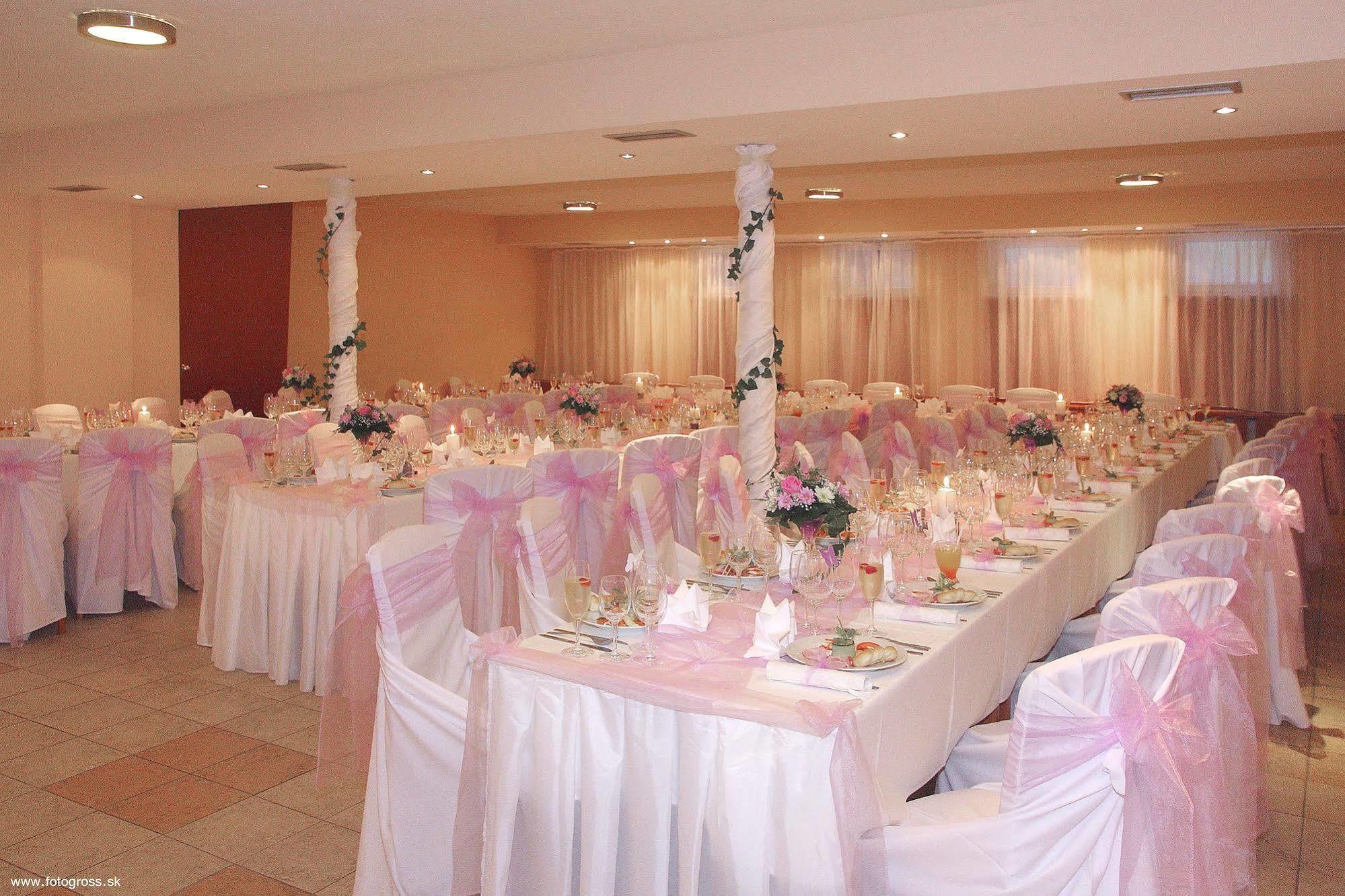 Horsky Hotel Remata Raztocno Zewnętrze zdjęcie